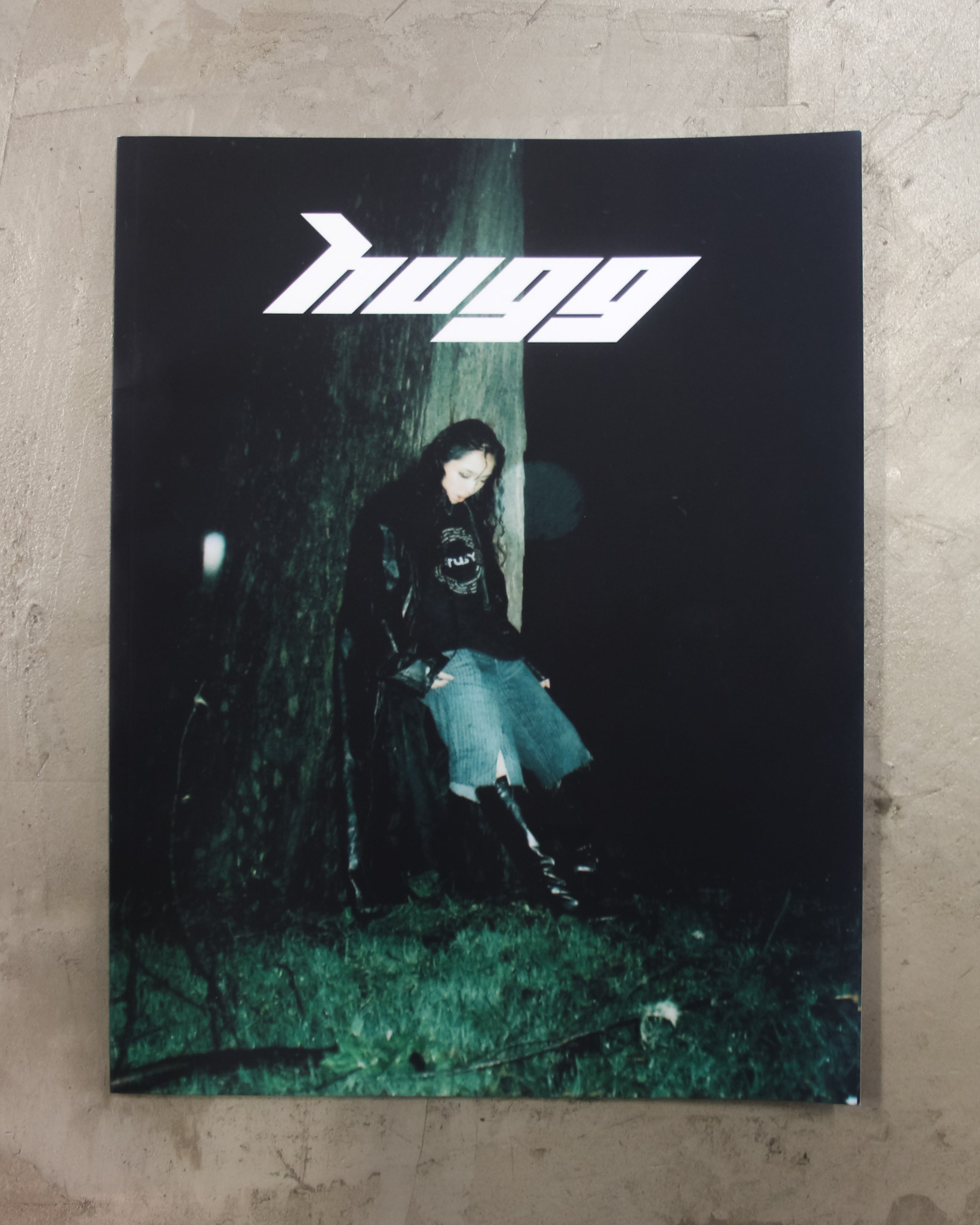 Hugg Issue 001